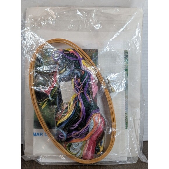 Thomas Kinkade Lamplight Bridge 50925 Cross Stitch Kit 16x12" Candamar New - Picture 4 of 4